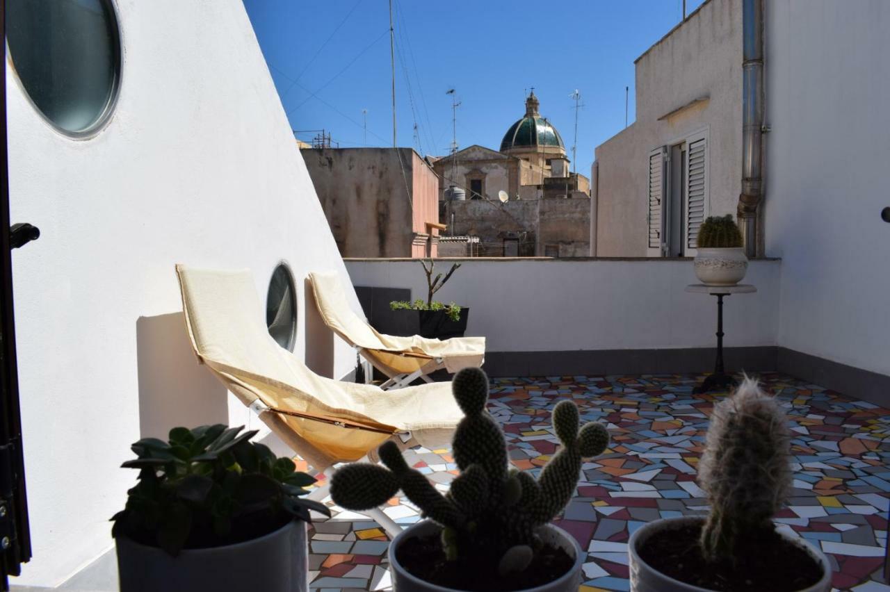 Loft 'Le Vie Del Centro' Hotel Marsala Exterior photo